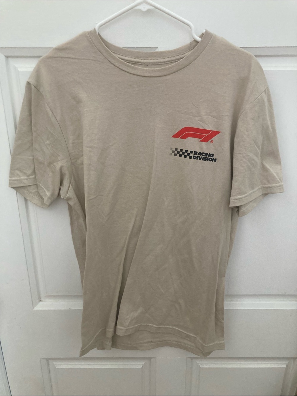 Men's Beige Short Sleeve F1 / Formula 1 Racing Logo Tee